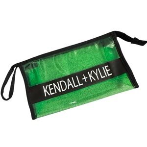 K+K Clear Pouch – Green – Wristlet